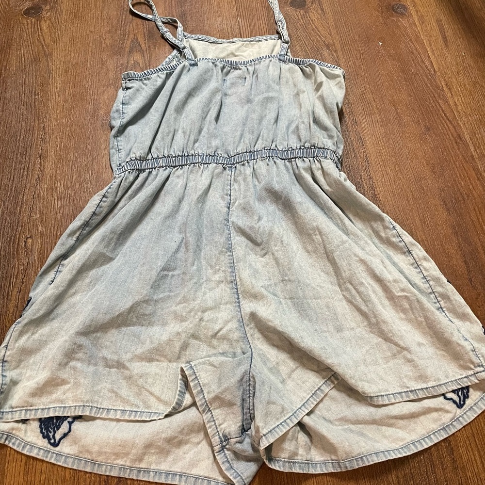 Mossimo Romper - Picture 2 of 4